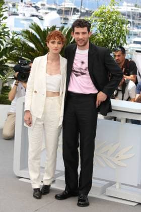 76e Festival International du Film de Cannes. Photocall. 76th Cannes Film Festival. Photocall with cast of the film La chimera . Carol Duarte and Josh O Connor. 292714 2023-05-27 Cannes France  Copyright: xIsabellexVautierx xStarfacex STAR_292714_042