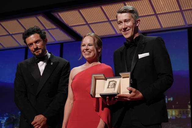 76e Festival International du Film de Cannes. 76th International Cannes Film Festival. Ceremonie de cloture. 75th International Cannes Film Festival. Closing ceremony. Prix du jury: Les Feuilles Mortes 292723 2022-05-27 Cannes France  Copyright: xSergexArnalx xStarfacex STAR_292723_011