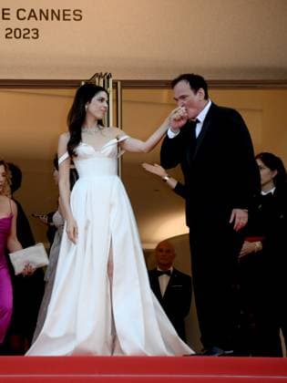 76th Cannes Film Festival 2023, evening 12 - Red Carpet Elemental and Closing Ceremony. In the photo Quentin Tarantino, Daniella Pick attend  Copyright: xAlbertoxTerenghix xipa-agency.nex xPoolxPhotoxEventsx01x IPA_IPA38278380
