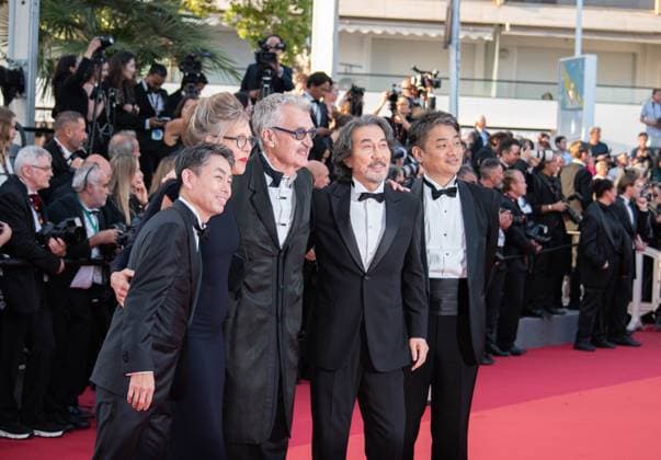 76e Festival International du Film de Cannes. Montee des marches de cloture. 76th International Cannes Film Festival. Closing red carpet 292718 2023-05-27 Cannes France Wenders-Schmidt, Donata; Wenders, Wim; Yakusho, Koji  Copyright: xTerencexBaelenx STAR_292718_108