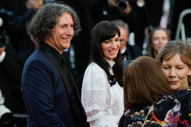 The Elemental Red Carpet Premiere at the 76th Edition of the Cannes Film Festival Jonathan Glazer attends the movie screening and red carpet event for Elemental , directed by Peter Sohn, during the 76th edition of the Cannes Film Festival on May 27 2023, in Cannes, France Cannes Palace of Festivals and Congresses of Cannes Cannes France Copyright: xAlexandraxFechetex _ADR0279