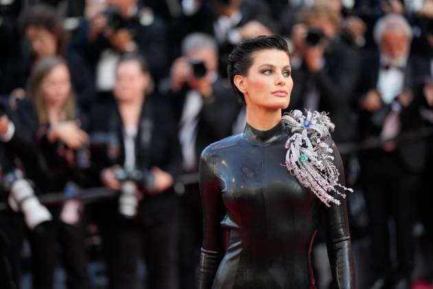 Entertainment Bilder des Tages The Elemental Red Carpet Premiere at the 76th Edition of the Cannes Film Festival Isabeli Fontana attends the movie screening and red carpet event for Elemental , directed by Peter Sohn, during the 76th edition of the Cannes Film Festival on May 27 2023, in Cannes, France Cannes Palace of Festivals and Congresses of Cannes Cannes France Copyright: xAlexandraxFechetex _ADR8155