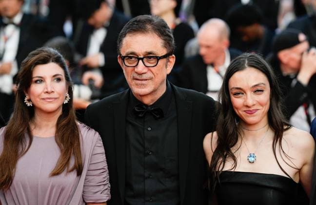 The Elemental Red Carpet Premiere at the 76th Edition of the Cannes Film Festival Merve Dizdar, winner of the Best Actress Award for the movie About Dry Grasses ( Kuru Otlar Üstüne ), Director Nuri Bilge Ceylan, and Ebru Ceylan attend the movie screening and red carpet event for Elemental , directed by Peter Sohn, during the 76th edition of the Cannes Film Festival on May 27 2023, in Cannes, France Cannes Palace of Festivals and Congresses of Cannes Cannes France Copyright: xAlexandraxFechetex _ADR9751
