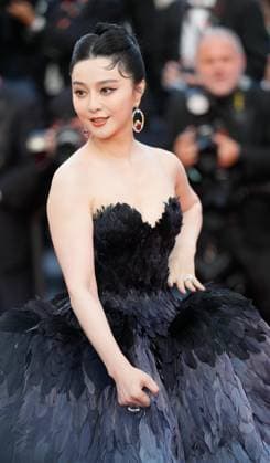 The Elemental Red Carpet Premiere at the 76th Edition of the Cannes Film Festival Fan Bingbing attends the movie screening and red carpet event for Elemental , directed by Peter Sohn, during the 76th edition of the Cannes Film Festival on May 27 2023, in Cannes, France Cannes Palace of Festivals and Congresses of Cannes Cannes France Copyright: xAlexandraxFechetex _ADR8780
