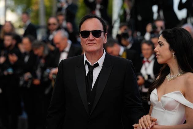 The Elemental Red Carpet Premiere at the 76th Edition of the Cannes Film Festival Quentin Tarantino and Daniella Pick attend the movie screening and red carpet event for Elemental , directed by Peter Sohn, during the 76th edition of the Cannes Film Festival on May 27 2023, in Cannes, France Cannes Palace of Festivals and Congresses of Cannes Cannes France Copyright: xAlexandraxFechetex _ADR9575