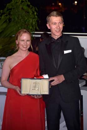 Alma Poysti and Jussi Vatanen hold The Jury Prize Award for Fallen Leaves during the Palme D Or winners photocal at the 76th annual Cannes film festival at Palais des Festivals on Saturday, May 27, 2023 in Cannes, France.  CAN20230527205 RoccoxSpaziani