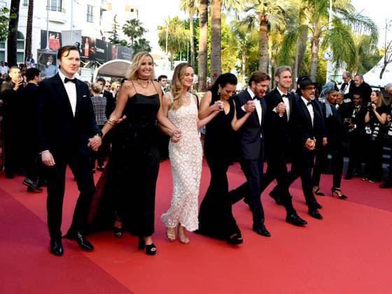 76th Cannes Film Festival 2023, evening 12 - Red Carpet Elemental and Closing Ceremony. In the photo Jury members Rungano Nyoni, Paul Dano, Denis MÃ nochet, President of the Jury Ruben Östlund, members Brie Larson, Julia Ducournau, Damian Szifron, Atiq Rahimi and Maryam Touzani  Copyright: xSimonexComix xipa-agency.netx xPoolxPhotoxEventsx01x IPA_IPA38283506