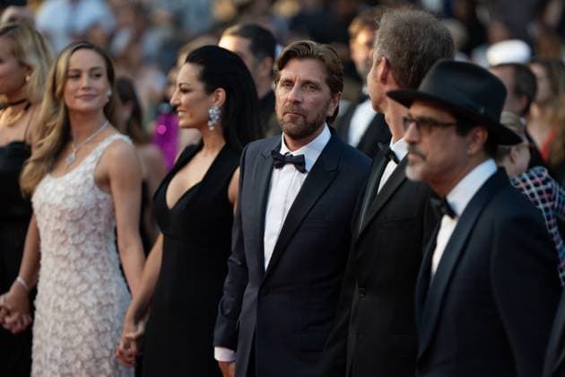 Elemental Screening and Closing Ceremony Red Carpet - The 76th Annual Cannes Film Festival CANNES, FRANCE - MAY 27: (L-R) Jury members Paul Dano, Julia Ducournau, Brie Larson, Maryam Touzani, President of the Jury Ruben Ostlund, Damian Szifron, and Atiq Rahimi attend the Elemental screening and closing ceremony red carpet during the 76th annual Cannes film festival at Palais des Festivals on May 27, 2023 in Cannes, France Cannes France  Copyright: xLucaxCarlinox originalFilename: carlino-notitle230527_npVvN.jpg