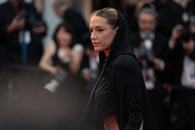 Elemental Screening and Closing Ceremony Red Carpet - The 76th Annual Cannes Film Festival CANNES, FRANCE - MAY 27: Adele Exarchopoulos attends the Elemental screening and closing ceremony red carpet during the 76th annual Cannes film festival at Palais des Festivals on May 27, 2023 in Cannes, France. Cannes France  Copyright: xLucaxCarlinox originalFilename: carlino-notitle230527_npzbd.jpg
