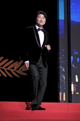 Song Kang ho at the award ceremony at the Festival de Cannes 2023 76 Cannes International Film Festival at the Palais des Festivals Cannes, 27 05 2023. Foto:xD.xBedrosianx xFuturexImage