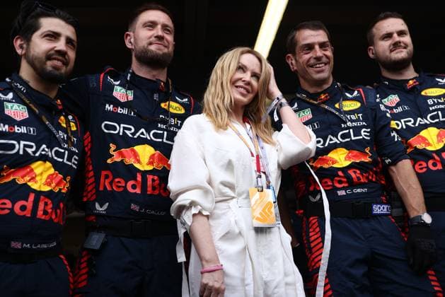 May 28, 2023, Monte Carlo, Monaco: Kylie Minogue is seen in Red Bull Racing garage after F1 Grand Prix of Monaco at Circuit de Monaco on May 27, 2023 in Monte-Carlo, Monaco. Monte Carlo Monaco - ZUMAz156 20230528_zip_z156_051 Copyright: xBeataxZawrzelx