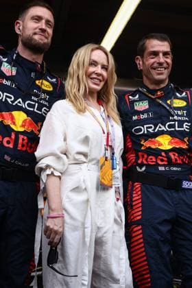 May 28, 2023, Monte Carlo, Monaco: Kylie Minogue is seen in Red Bull Racing garage after F1 Grand Prix of Monaco at Circuit de Monaco on May 27, 2023 in Monte-Carlo, Monaco. Monte Carlo Monaco - ZUMAz156 20230528_zip_z156_049 Copyright: xBeataxZawrzelx