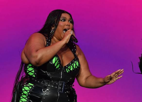 May 27, 2023, NAPA, CA, USA: Lizzo performs on Day 2 of BottleRock Napa Valley Music Festival at Napa Valley Expo on May 27, 2023 in Napa, California. NAPA USA - ZUMAs181 20230527_zea_s181_206 Copyright: xCaseyxFlaniganx