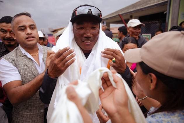 May 24, 2023, Kathmandu, Nepal: Legendary Mountaineer Kami Rita Sherpa arrives after scaling Mt Everest for 28th time, leading the world record of most ascents on the world s highest peak Mount Everest at Tribhuvan International Airport in Kathmandu. Kathmandu Nepal - ZUMArpa 20230602_zaa_s197_002 Copyright: xPrabinxRanabhatx