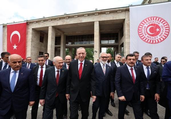 News Themen der Woche KW22 News Bilder des Tages Turkish President Recep Tayyip Erdogan participates in the ceremony of taking the constitutional oath of parliament representatives in the 28th session Turkish President Recep Tayyip Erdogan participates in the ceremony of taking the constitutional oath of parliament representatives in the 28th session, on June 2, 2023. Photo by Turkish presidency apaimages Istanbul Istanbul Turkey 020623_TURKEY_TPO_00 (4) Copyright: xapaimagesxTurkishxpresidencyx xapaimagesx