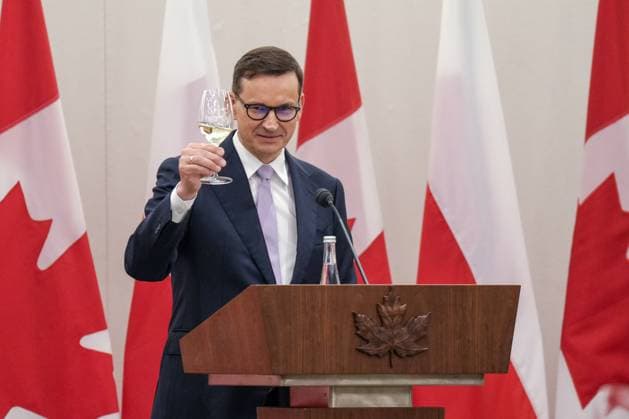 June 2, 2023, TORONTO, ON, Canada: Poland Prime Minister Mateusz Morawiecki makes a toast at a luncheon in Toronto on Friday, June 2, 2023. TORONTO Canada  - ZUMAc35_ 20230602_zaf_c35_055 Copyright: xChrisxYoungx