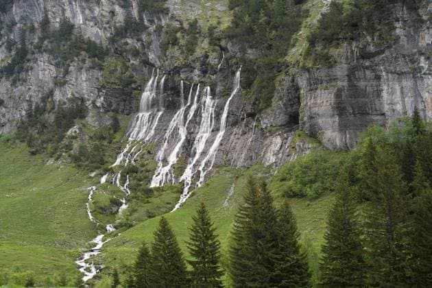 Creative Highlights World Foto Manuel Geisser 05.06.2023 Schaechental Schweiz. Bild : Wasserfaelle *** Photo Manuel Geisser 05 06 2023 Schaechental Switzerland picture waterfalls