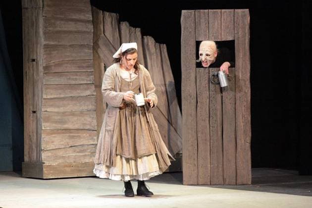 <p>Schauspiel; Der kaukasische Kreidekreis in der Rheinhausen Halle. Samstag 08.03.14 in Duisburg Deutschland NRW Duisburg Copyright: MichaelxDahlke