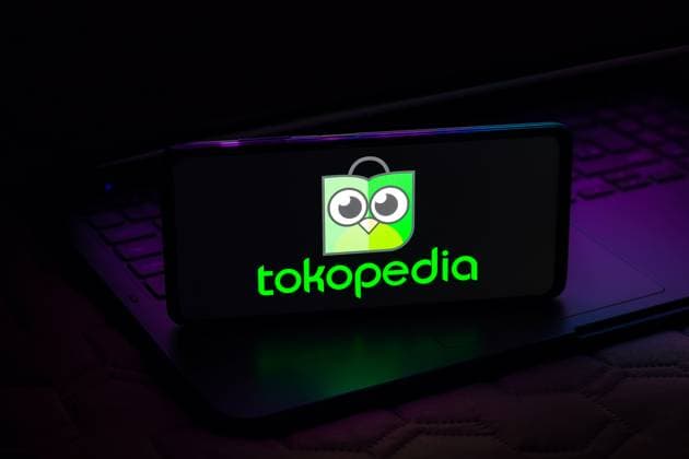 May 8, 2023, Brazil. In this photo illustration, the Tokopedia logo is displayed on a smartphone screen. May 8, 2023, Brazil. In this photo illustration, the Tokopedia logo is displayed on a smartphone screen Copyright: xZoonar.com rafapressx 20267945