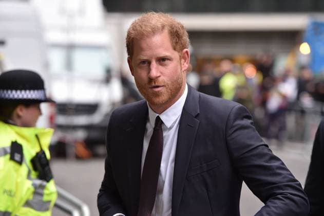 June 6, 2023, London, England, United Kingdom: Prince HARRY, Duke of Sussex, arrives at the Rolls Building of the High Court in London, to testify against Mirror Group Newspapers, in phone-hacking case. London United Kingdom - ZUMAk172 20230606_zip_k172_001 Copyright: xThomasxKrychx