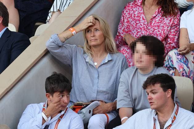 Roland Garros 2023 - Celebrities In The Stands - Day 10 NB Estelle Lefebure in the stands during French Open Roland Garros 2023 on June 06, 2023 in Paris, France. Photo by Nasser Berzane ABACAPRESS.COM Paris France  Copyright: xBerzanexNasser ABACAx 856021_004 BerzanexNasser ABACAx 856021_004