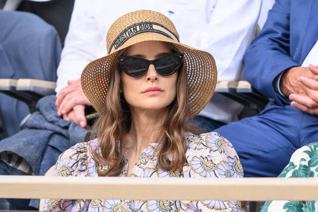 French Open - Natalie Portman In The Stands Natalie Portman attends the 2023 French Open at Roland Garros on June 7, 2023 in Paris, France. Photo by ABACAPRESS.COM Paris France  Copyright: xABACAx 856145_016 ABACAx 856145_016