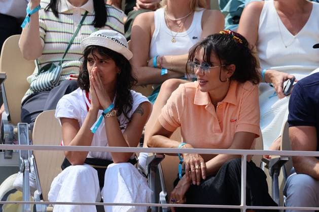 Roland Garros 2023 - Celebrities In The Stands - Day 12 NB Eva Guide and Vanessa Guide in the stands during French Open Roland Garros 2023 on June 08, 2023 in Paris, France. Photo by Nasser Berzane ABACAPRESS.COM Paris France  Copyright: xBerzanexNasser ABACAx 856289_019 BerzanexNasser ABACAx 856289_019