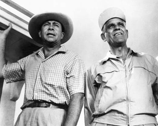 VOODOO ISLAND, from left: Murvyn Vye, Boris Karloff, 1957.MCDVOIS EC001 PUBLICATIONXNOTxINxCANxCHNxFRAxITAxJPNxNORxPOLxRUSxESPxUKxUSA Copyright: xx MCDVOIS EC001