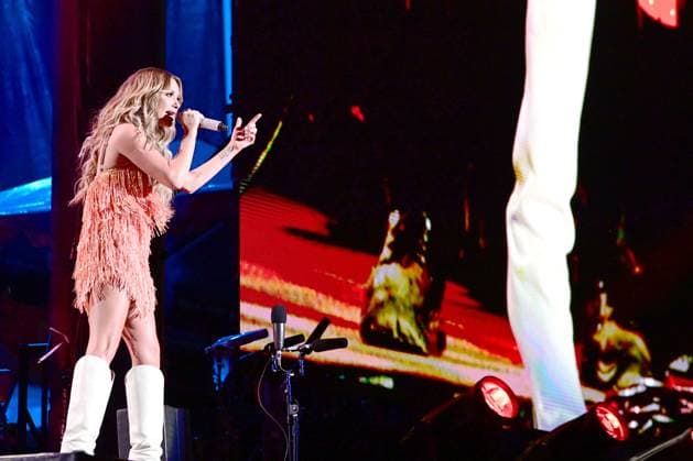08 June 2023 - Nashville, Tennessee - Carly Pearce. 2023 CMA Music Fest Nightly Concert held at Nissan Stadium. Photo Credit: Dara-Michelle Farr AdMedia 293217 2023-06-08 Tennessee Nashville Etats-Unis  Copyright: xAdMediax STAR_293217_077