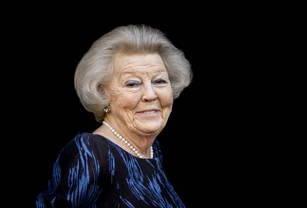 Niederlande, Verleihung der Zilveren Anjer in Amsterdam AMSTERDAM - Princess Beatrix arrives at the Royal Palace for the presentation of the Silver Carnations. This year the Silver Carnations were awarded to Trudy and Willem van Riemsdijk, Wesley Sekewael and Eef Arnolds. ANP KOEN VAN WEEL netherlands out - belgium out  Copyright: xx x471199793x originalFilename: 471199793.jpg