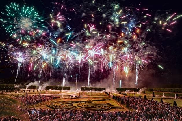 Bilder des Jahres 2023, News June 06 News Themen der Woche KW23 Hannover, Internationaler Feuerwerkswettbewerb in den Herrenhäuser Gärten, Team Brezac aus Frankreich , Feuerwerk, *** Hanover, International Fireworks Competition in the Herrenhäuser Gardens, Team Brezac from France , fireworks,