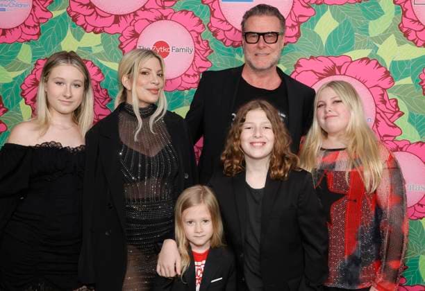 HOLLYWOOD, CA - JUNE 10: Tori Spelling, Dean McDermott, Stella McDermott, Finn McDermott, Hattie McDermott, Liam McDermott, Beau McDermott at the Stand for Kids Gala supporting The Luskin Orthopaedic Institute for Children at Universal Studios Backlot in Hollywood, California on June 10, 2023. Copyright: xFayesxSadoux