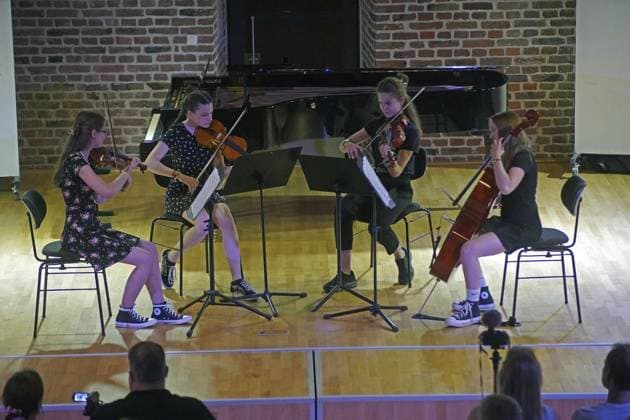 <p>Das Abschlußkonzert des Rheinischern Kammermusikkurs findet am Sonntag, 11.06.2023, in der Aula der Weseler Musik- und Kunstschule statt. Deutschland NRW Wesel Copyright: GerdxHermann