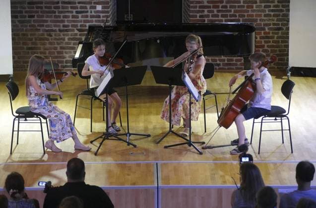 <p>Das Abschlußkonzert des Rheinischern Kammermusikkurs findet am Sonntag, 11.06.2023, in der Aula der Weseler Musik- und Kunstschule statt. Deutschland NRW Wesel Copyright: GerdxHermann