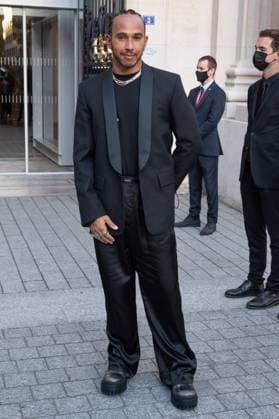 PFW - Balenciaga Dinner Arrivals Lewis Hamilton arrives for the dinner of the Balanciaga fashion house as part of Paris Fashion Week on July 07, 2021 in Paris, France. Photo by Laurent Zabulon ABACAPRESS.COM Paris France  Copyright: xZabulonxLaurent ABACAx 771836_033 ZabulonxLaurent ABACAx 771836_033
