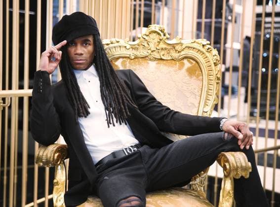 Exclusif - Fabien Morvan Chez Dolce Gabbana - Paris Exclusif - Ex membre du groupe Milli Vanilli, Fabien Morvan visite la boutique Dolce & Gabbana a Paris, France, le 6 janvier 2021. Photo by Jerome Domine ABACAPRESS.COM Paris France  Copyright: xDominexJerome ABACAx 752248_036 DominexJerome ABACAx 752248_036