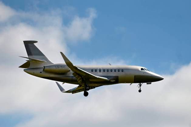 Flugzeug Global Jet Luxembourg, Dassault Falcon 2000S, LX-MIC, Zürich Kloten, Schweiz, 11.06.2023 *** Aircraft Global Jet Luxembourg, Dassault Falcon 2000S, LX MIC, Zurich Kloten, Switzerland, 11 06 2023 