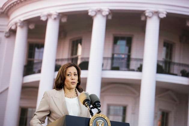 DC: President Biden Hosts a Juneteenth Concert on the South Lawn Vice President Kamala Harris speaks during a Juneteenth concert on the South Lawn of the White House on June 13, 2023 in Washington, D.C. Juneteenth celebrates the emancipation of enslaved African Americans on June 19th and was declared a federal holiday in 2021 by President Joe Biden. (Photo by Samuel Corum Pool ABACAPRESS.COM) Washington The White House DC United States  Copyright: xPool ABACAx 856900_007 Pool ABACAx 856900_007