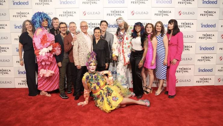 TriBeCa Film Festival (NEW) Tribeca Film Festival: Taylor Mac™24-Decade History of Popular Music. June 14, 2023, New York, USA: Taylor Mac, Rob Epstein, Jeffrey Friedman, Matt Ray, Machine Bazzle, Joel Stillerman, Linda Brumbach. ,New York s hottest club is Taylor Mac s 24-Decade History of Popular Music. This club has everything: countercultural history, off-the-wall interpretations of America s most recognizable tunes, ping pong warfare, giant inflatable penises making love and war to David Bowie s Heroes, shameless gay melodrama, and of course, MacArthur Fellowship winner Taylor Mac. Credit: Jose Francisco Thenews2 (Foto: Jose Francisco Thenews2 imago images) TriBeCa Film Festival  Copyright: xJosexFranciscox