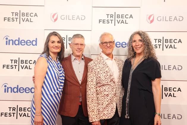 RECORD DATE NOT STATED TriBeCa Film Festival (NEW) Tribeca Film Festival: Taylor Mac™24-Decade History of Popular Music. June 14, 2023, New York, USA: Taylor Mac, Rob Epstein, Jeffrey Friedman, Matt Ray, Machine Bazzle, Joel Stillerman, Linda Brumbach. ,New York s hottest club is Taylor Mac s 24-Decade History of Popular Music. This club has everything: countercultural history, off-the-wall interpretations of America s most recognizable tunes, ping pong warfare, giant inflatable penises making love and war to David Bowie s Heroes, shameless gay melodrama, and of course, MacArthur Fellowship winner Taylor Mac. Credit: Jose Francisco Thenews2 (Foto: Jose Francisco Thenews2 imago images) TriBeCa Film Festival  Copyright: xJosexFranciscox