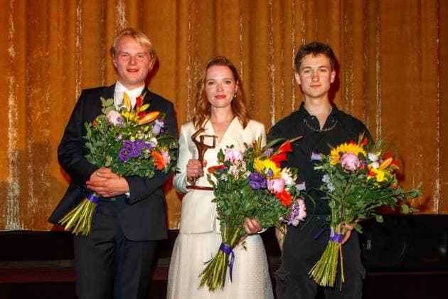 Award Ernst Lubitsch Preis 2023 Anton Petzold, Karoline Herfurth and Juri Winkler at the Ernst Lubitsch Preis 2023 at the Astor Film Lounge in Berlin on 14 06 2023 Copyright: xEventpressxKochanx