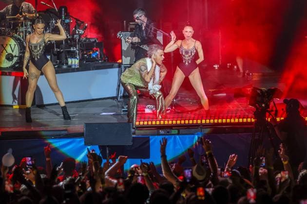 June 15, 2023: June 15, 2023 (Fuengirola, Malaga) Robbie Williams threw a party in Marenostrum for his 25-year career. The Brit showed his showman side with a sold out concert full of continuous nods to the audience and the bandÃ¢â‚¬â ¢s most mythical themes with more than 20,000 spectators. - ZUMAc161 20230615_zap_c161_022 Copyright: xLorenzoxCarnerox