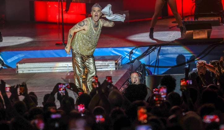 June 15, 2023: June 15, 2023 (Fuengirola, Malaga) Robbie Williams threw a party in Marenostrum for his 25-year career. The Brit showed his showman side with a sold out concert full of continuous nods to the audience and the bandÃ¢â‚¬â ¢s most mythical themes with more than 20,000 spectators. - ZUMAc161 20230615_zap_c161_032 Copyright: xLorenzoxCarnerox