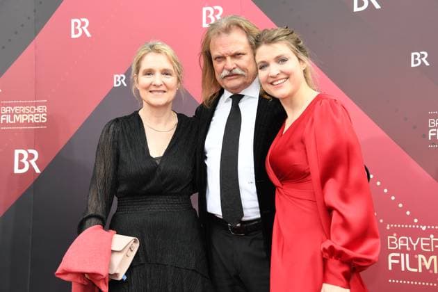 Leslie Mandoki with wife and daughter Lara Bavarian Film Award 22 honor, award, prize Prinzregenten Theater Munich 16 June 2023
