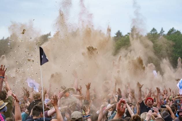 Entertainment Themen der Woche KW24 Entertainment Bilder des Tages Hurricane Festival 2023 in Scheeßel Festivalbesucher auf dem Festivalgelände;Hurricane Festival 2023 in Scheeßel Festivalbesucher auf dem Festivalgelände, Scheeßel Niedersachsen Deutschland Festivalgelände *** Hurricane Festival 2023 in Scheeßel festival visitors on the festival area Hurricane Festival 2023 in Scheeßel festival visitors on the festival area, Scheeßel Lower Saxony Germany festival area