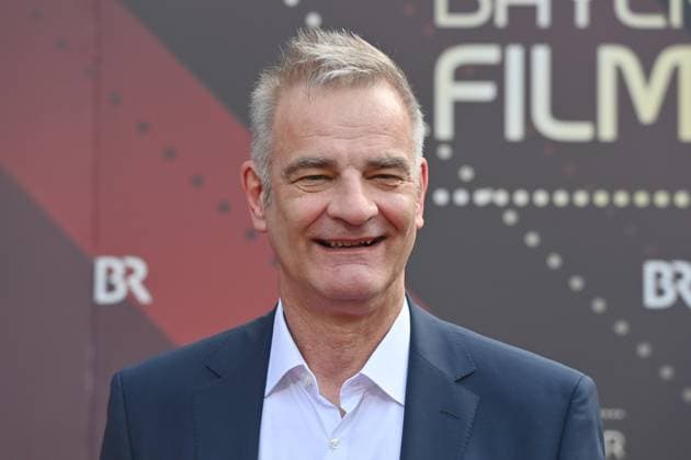 Heinrich SCHAFMEISTER Actor , single image,cropped single image,portrait,portrait red carpet,red carpet,Bavarian Film Award 2023 on 16 06 2023 in Prinzregententheater in Munich