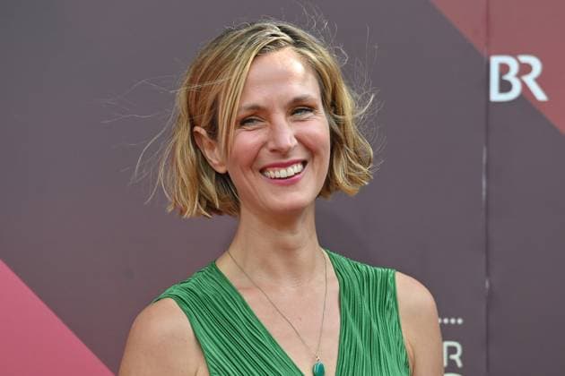Nathalie Schott actress , single image,cropped single image,portrait,portrait red carpet,red carpet,Bavarian Film Award 2023 on 16 06 2023 in Prinzregententheater in Munich