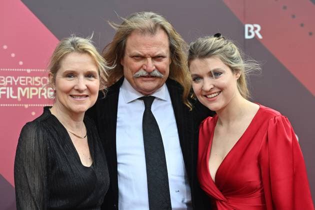 Music producer Leslie Mandoki M arrives with his wife Eva l and daughter Lara r Red Carpet,Red Carpet,Bavarian Film Award 2023 at Prinzregententheater in Munich on 16 06 2023