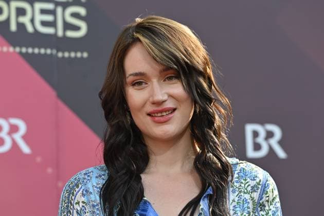 Gloria Sophie Burkandt daughter of Markus Soeder , single image,cropped single image,portrait,portrait red carpet,red carpet,Bavarian Film Award 2023 on 16 06 2023 in Prinzregententheater in Munich