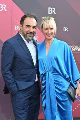 Adnan Maral actor with wife Franziska red carpet, red carpet, Bavarian Film Award 2023 on 16 06 2023 in the Prinzregententheater in Munich